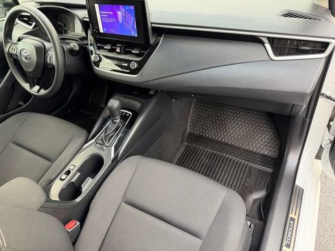 Certified 2025 Toyota Corolla LE w/ LE Premium Package FWD image 19