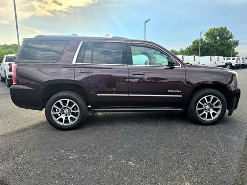 Used 2017 GMC Yukon Denali AWD/4WD image 12