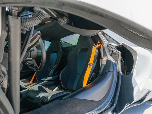 Used 2021 McLaren 720S Spider image 53