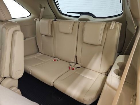 Used 2014 Toyota Highlander XLE image 30