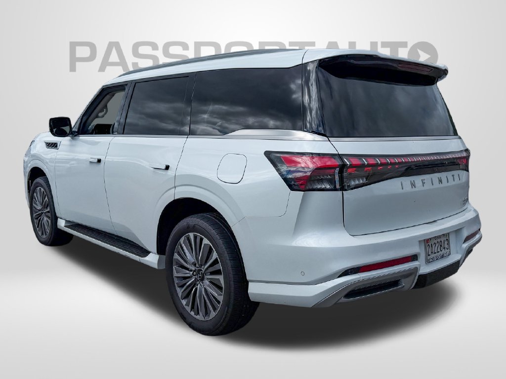 Used 2025 INFINITI QX80 Luxe AWD/4WD image 3