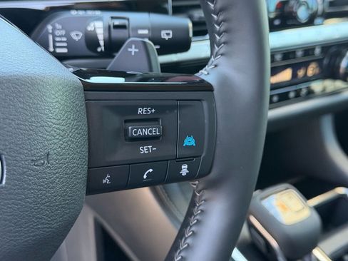 New 2026 Nissan Pathfinder SL FWD image 28