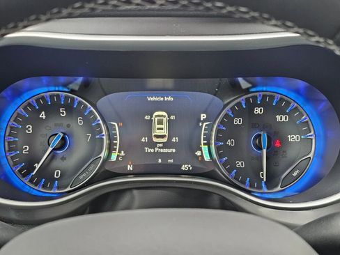 New 2026 Chrysler Pacifica Select image 20