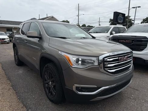 Used 2019 GMC Acadia SLT FWD image 4