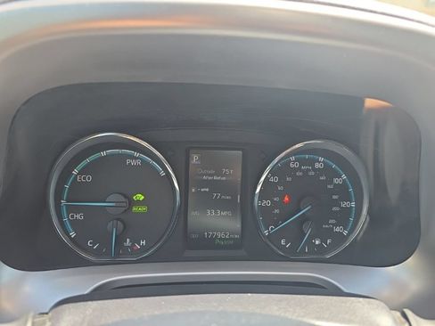 Used 2016 Toyota RAV4 Limited AWD/4WD image 25