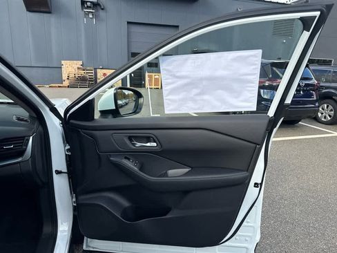 New 2026 Nissan Rogue SV image 25