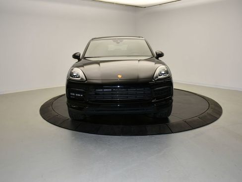 Certified 2023 Porsche Cayenne Platinum Edition AWD/4WD image 10