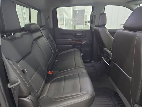 Used 2019 GMC Sierra 1500 SLT w/ SLT Premium Plus Package AWD/4WD image 32