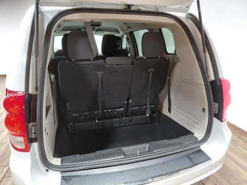 Certified 2020 Dodge Grand Caravan SE w/ UConnect Hands-Free Group image 34