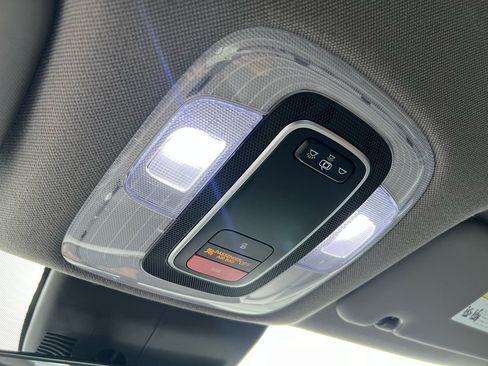 Used 2023 Hyundai Elantra SEL image 42