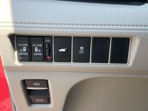 Used 2025 Honda Odyssey EX-L image 20