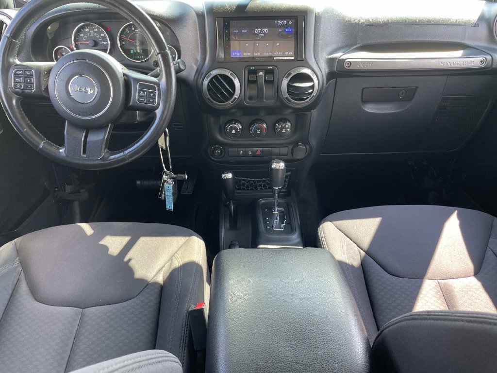 Used 2013 Jeep Wrangler Sport AWD/4WD image 9