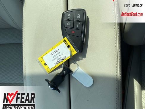 Used 2022 Buick Envision Essence w/ Safety Package image 13