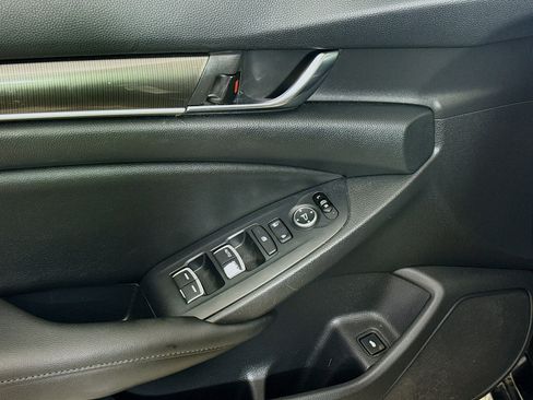 Used 2020 Honda Accord Sport image 24