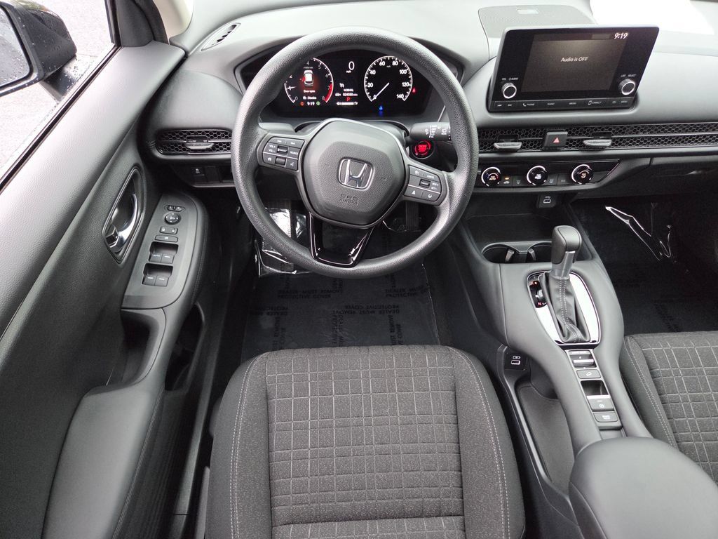 Certified 2023 Honda HR-V LX image 28