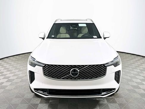 New 2026 Volvo XC90 B6 Plus w/ Protection Package Premier image 2