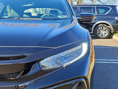 Used 2021 Honda Civic Sport Touring image 9