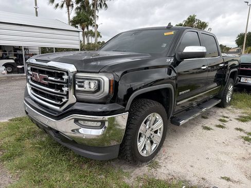 Used 2018 GMC Sierra 1500 SLT AWD/4WD image 10