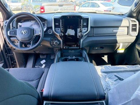 New 2026 RAM 1500 Big Horn AWD/4WD image 26