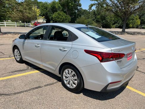 Used 2020 Hyundai Accent SE image 5