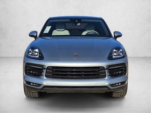 Used 2021 Porsche Cayenne S image 2