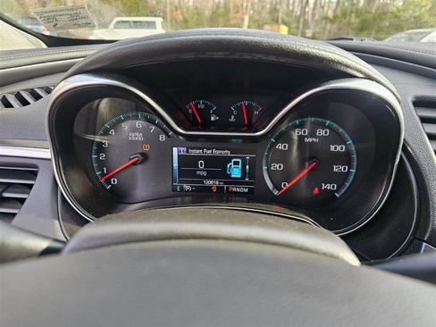 Used 2016 Chevrolet Impala LT image 10