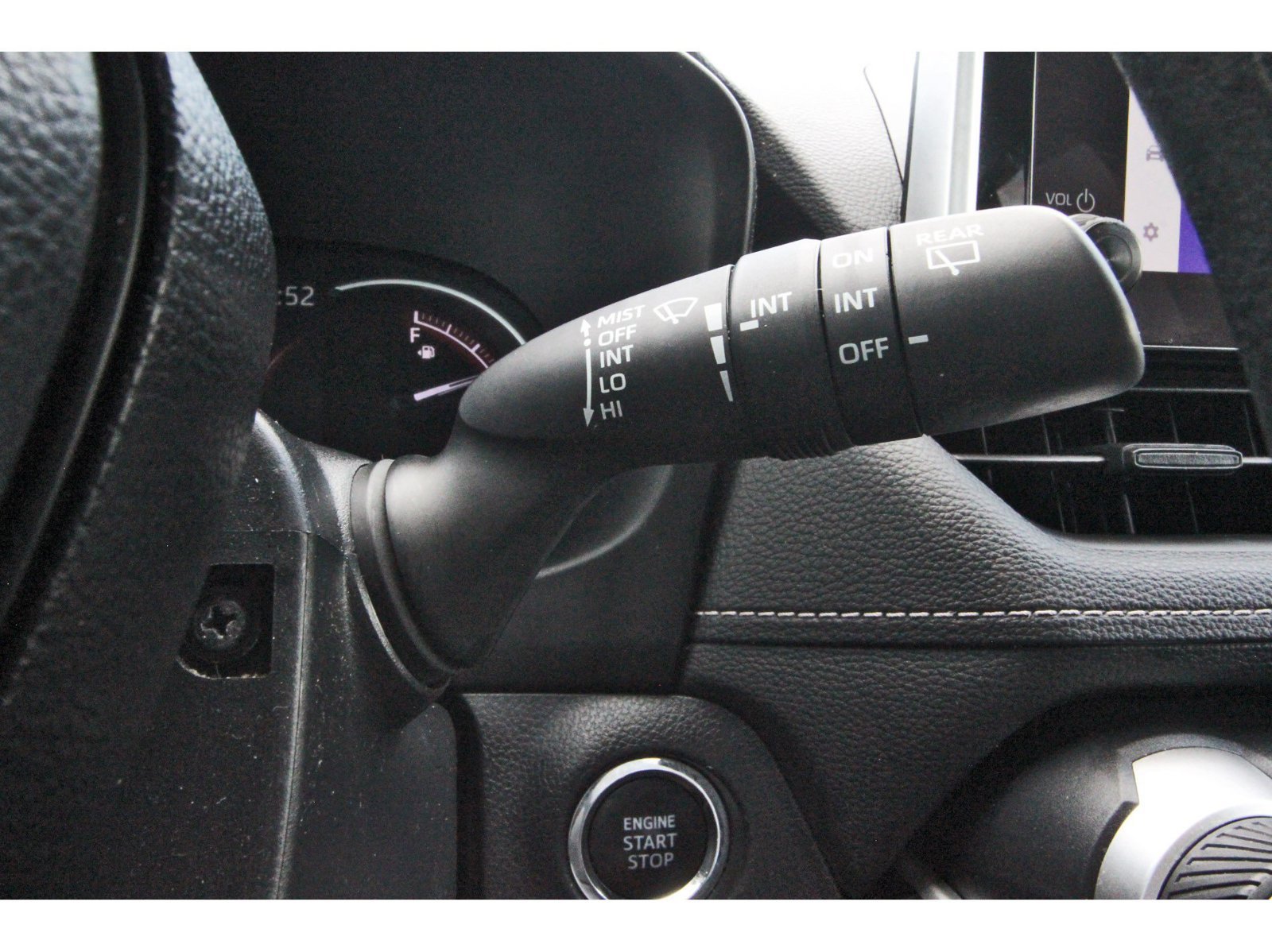 Used 2023 Toyota RAV4 XLE w/ Convenience Package FWD image 22
