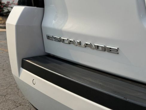 Used 2019 Cadillac Escalade ESV Platinum AWD/4WD image 7