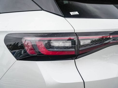 Used 2023 Volkswagen ID.4 S RWD image 9