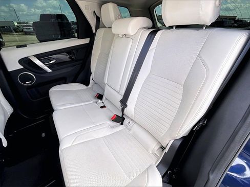 Used 2021 Land Rover Discovery Sport S image 19