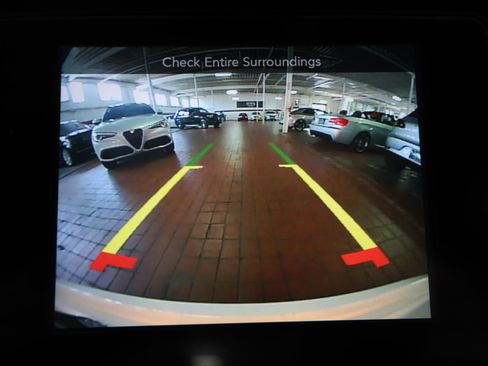 Used 2018 Maserati Ghibli RWD image 19