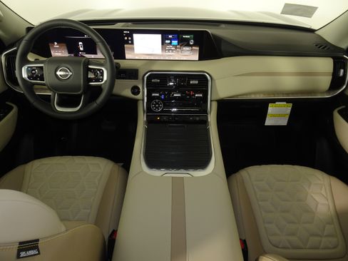 New 2025 Nissan Armada Platinum Reserve w/ Convenience Package image 10