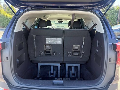 Used 2026 Kia Carnival FWD image 29
