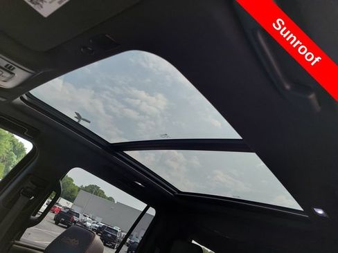 Used 2022 Chevrolet Suburban High Country w/ Max Trailering Package AWD/4WD image 11
