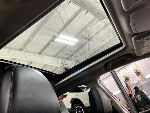 Used 2019 Subaru Forester Touring image 13