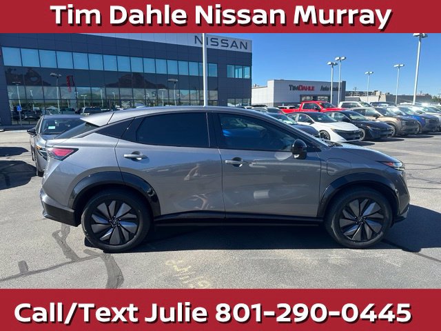 Used 2023 Nissan Ariya AWD image 13