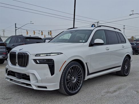 New 2026 BMW ALPINA XB7 image 5