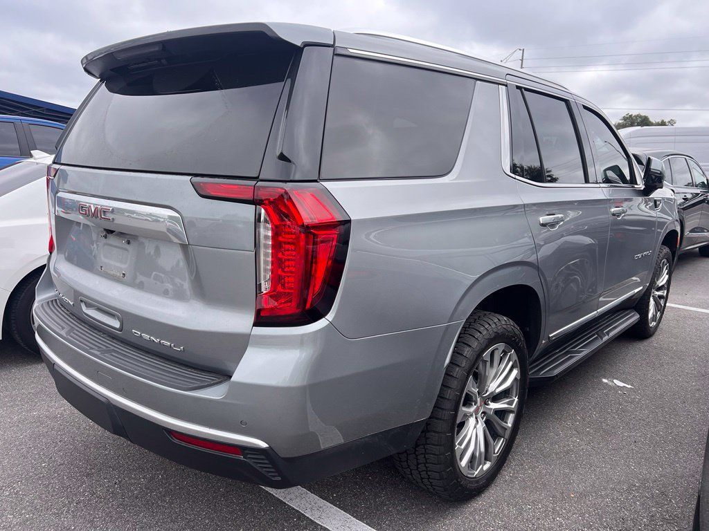 Used 2024 GMC Yukon Denali AWD/4WD image 3