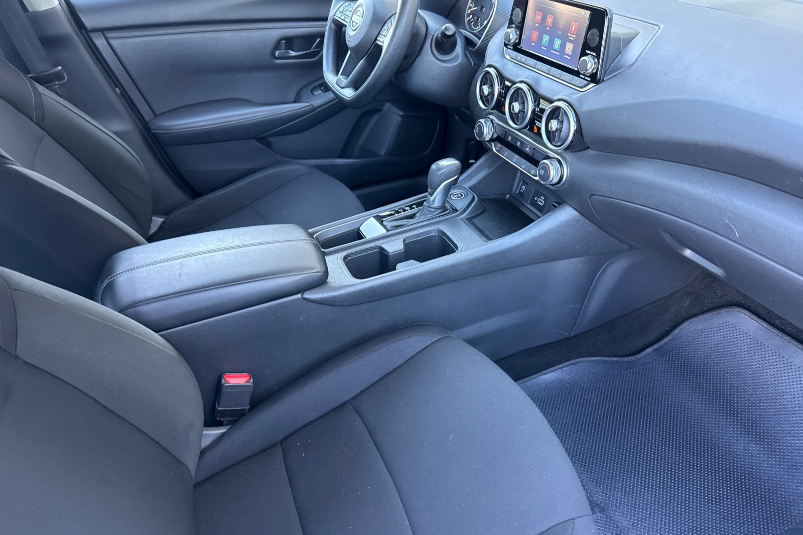 Certified 2025 Nissan Sentra S FWD image 19