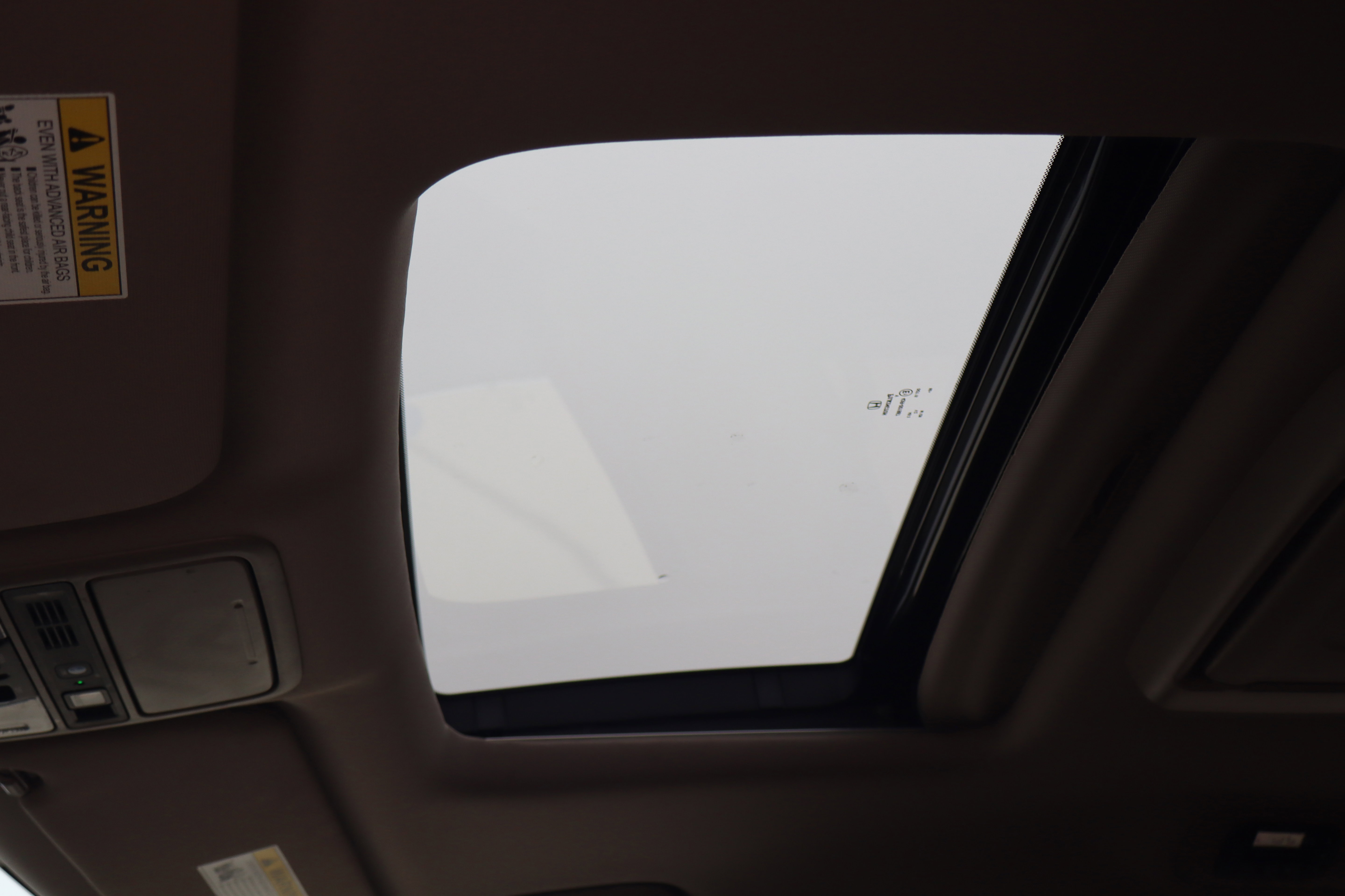 Used 2024 Honda Odyssey Elite image 26