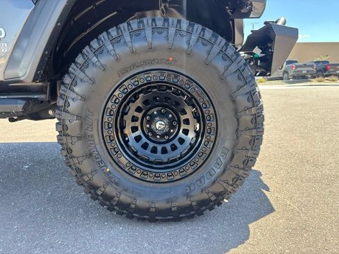 Used 2019 Jeep Wrangler Unlimited Sport S AWD/4WD image 31