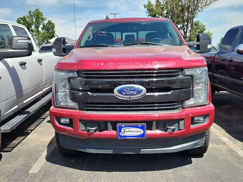 Used 2019 Ford F250 Lariat w/ Lariat Ultimate Package AWD/4WD image 2