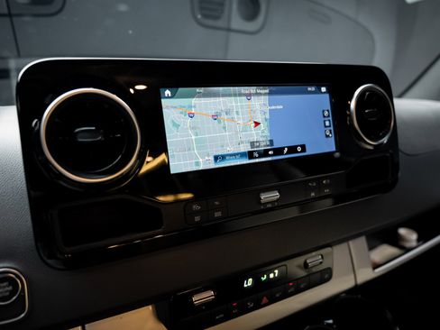 Used 2022 Mercedes-Benz Sprinter 144 Cargo image 48