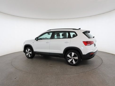 Used 2024 Volkswagen Taos S image 9