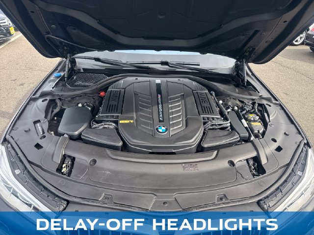 Used 2018 BMW M760i xDrive AWD/4WD image 23