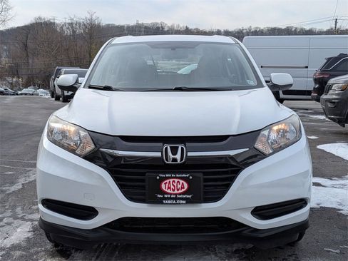 Used 2016 Honda HR-V LX image 9