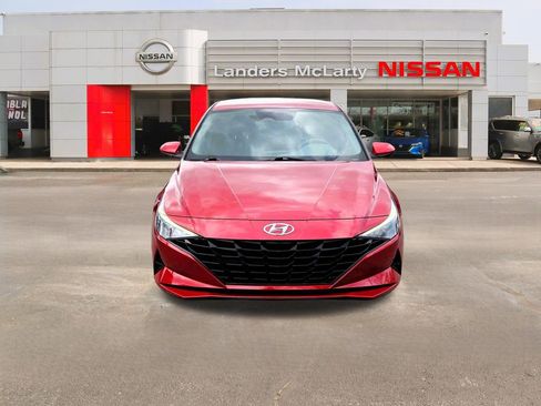 Used 2023 Hyundai Elantra SEL image 8