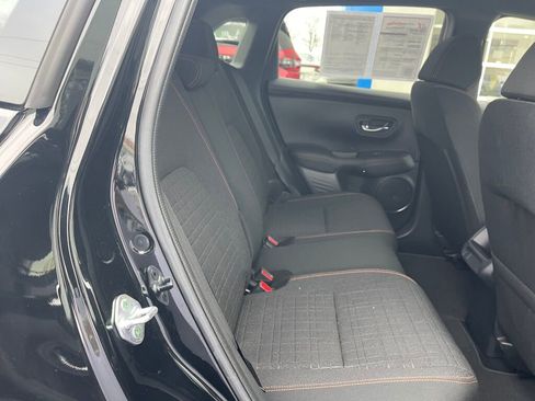 Used 2024 Honda HR-V Sport image 19