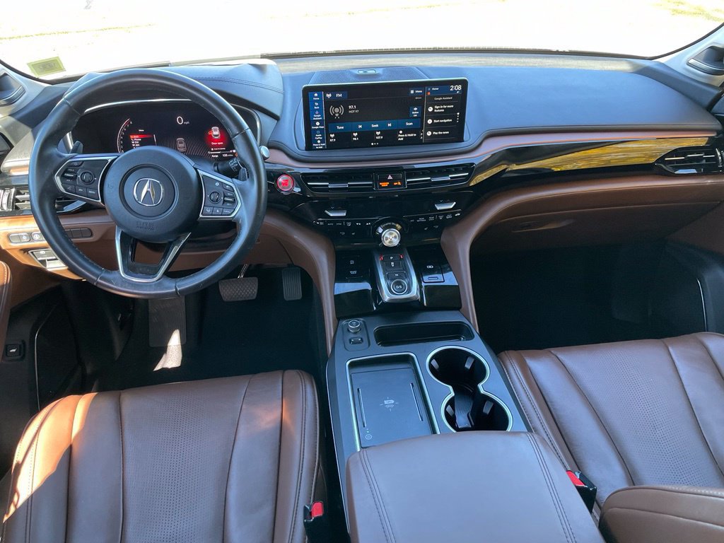 Used 2025 Acura MDX w/ Technology Package AWD/4WD image 13
