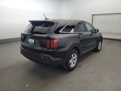 Used 2022 Kia Sorento LX AWD/4WD image 9
